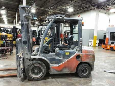 Diesel Forklifts 2017  Toyota 8FDU30 (4)