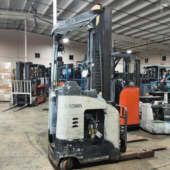 Reach Trucks 2013  Crown RM6025-45 (1)