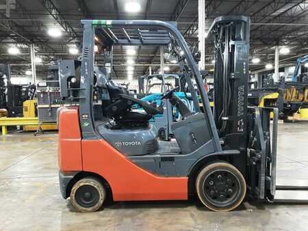 Diesel Forklifts 2019  Toyota 8FGCU25 (1)