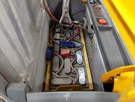 Electric Pallet Jacks 2022  Jungheinrich EJC212 (7)