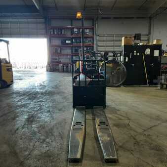 Electric Pallet Jacks 2020  Yale MPE080 (5)