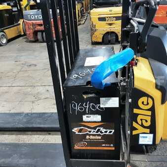 Electric Pallet Jacks 2020  Yale MPE080 (7)