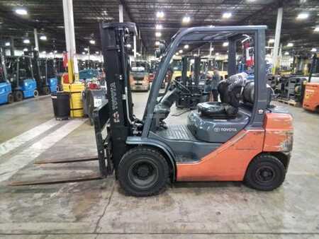 Propane Forklifts 2013  Toyota 8FGU25 (4)