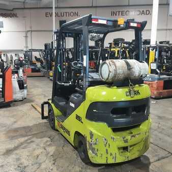 Propane Forklifts 2018  Clark S25CL (3)