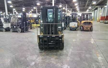 Propane Forklifts 2018  Yale GLP080 (5)