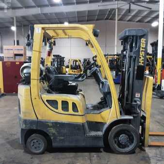 Propane Forklifts 2016  Hyster S50FT (1)