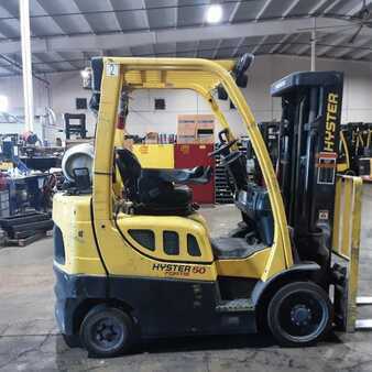 Propane Forklifts 2016  Hyster S50FT (1)