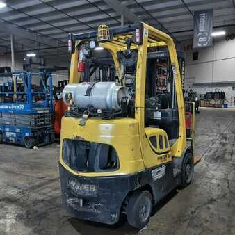 Propane Forklifts 2017  Hyster S50FT (2)