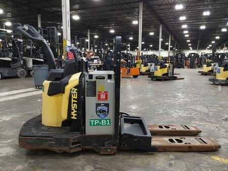 Electric Pallet Jacks 2022  Hyster B60ZHD (1)