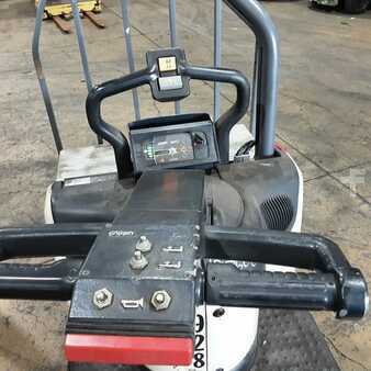 Electric Pallet Jacks 2015  Crown PE4500-60 (6)