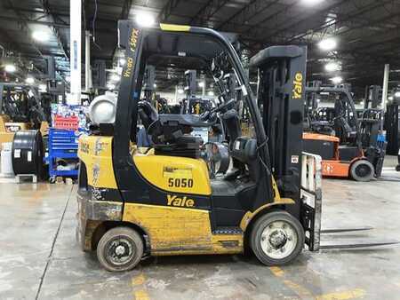 Propane Forklifts 2017  Yale GLC050 (1)