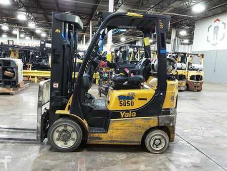 Propane Forklifts 2017  Yale GLC050 (4)