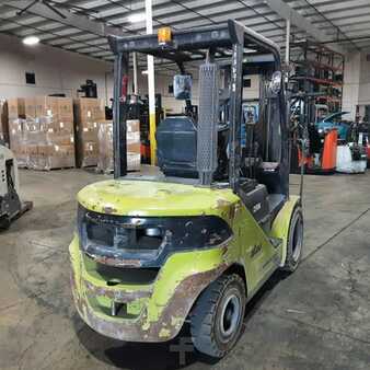 Diesel Forklifts 2019  Clark S30D (2)