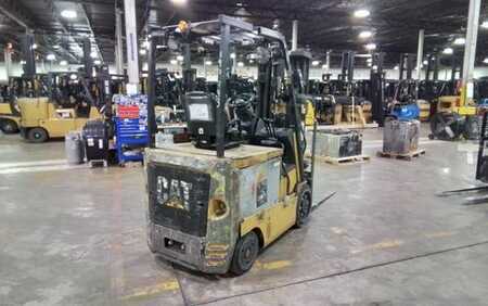 4 Wheels 2014  CAT Lift Trucks EC25N2 (2)