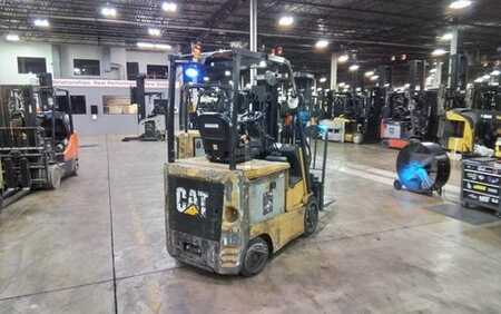 4 Wheels 2014  CAT Lift Trucks EC25N2 (2)