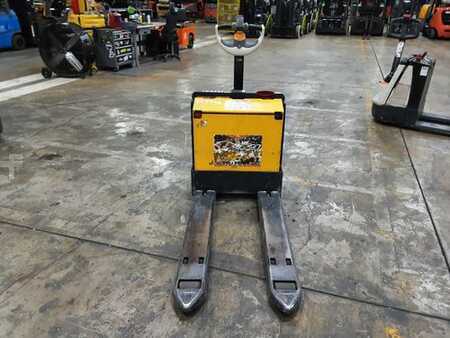 Electric Pallet Jacks 2017  Crown WP3035-45 (5)