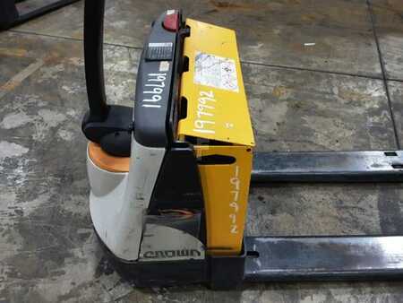 Electric Pallet Jacks 2017  Crown WP3035-45 (7)