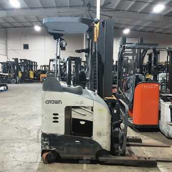 Reach Trucks 2015  Crown RM6025-45 (1)