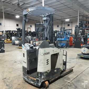 Reach Trucks 2015  Crown RM6025-45 (2)