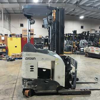 Reach Trucks 2015  Crown RM6025-45 (1)