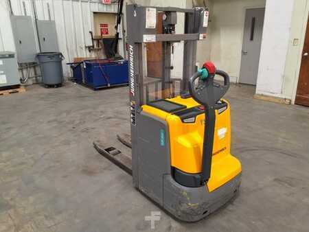 Electric Pallet Jacks 2022  Jungheinrich EJC212 (3)