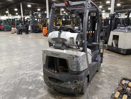 Propane Forklifts 2020  Crown C5 1000-50 (2)