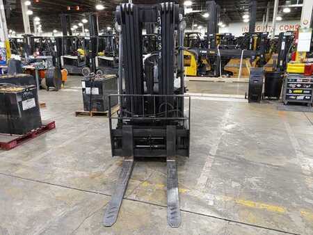 Propane Forklifts 2020  Crown C5 1000-50 (5)