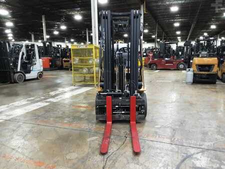 LPG VZV 2018  CAT Lift Trucks 2C50004 (5)