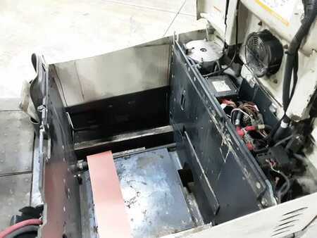 3 Wheels Electric 2018  Crown SC5245-35 (7)