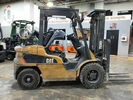 Propane Forklifts 2018  CAT Lift Trucks GP30N (1)