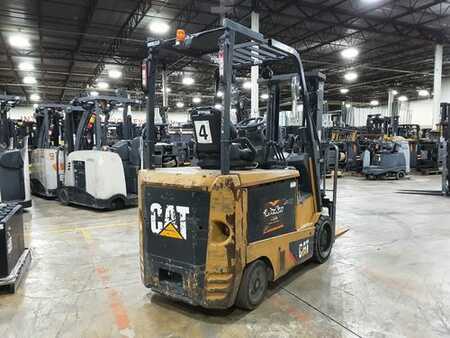 4 Wheels 2018  CAT Lift Trucks EC30N2 (2)