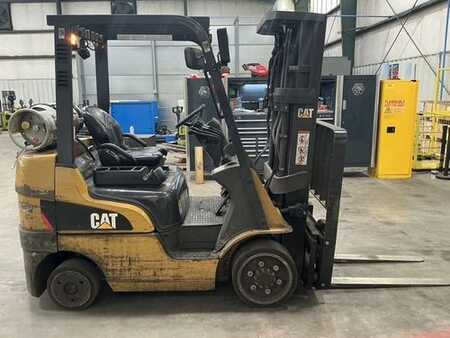 LPG VZV 2018  CAT Lift Trucks 2C5000 (1)