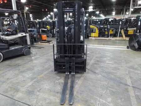 Propane Forklifts 2018  Crown C5 1000-50 (5)