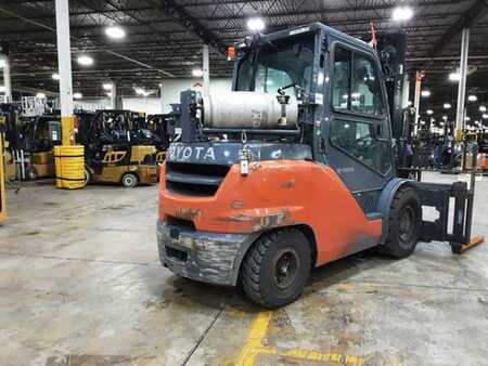 Propane Forklifts 2020  Toyota 8FG50U (2)