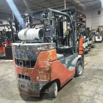Propane Forklifts 2016  Toyota 8FGC35UBCS (2)