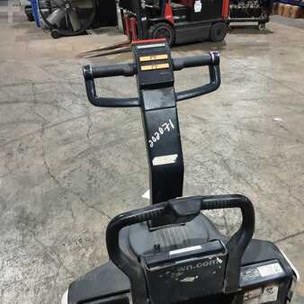 Electric Pallet Jacks 2013  Crown PE4500-60 (6)