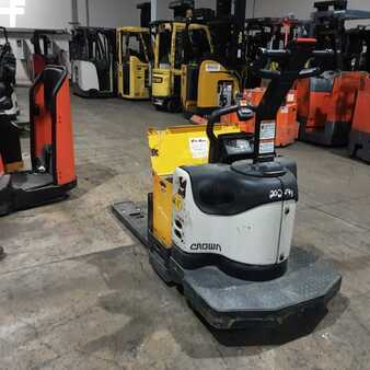 Electric Pallet Jacks 2016  Crown PE4500-60 (3)