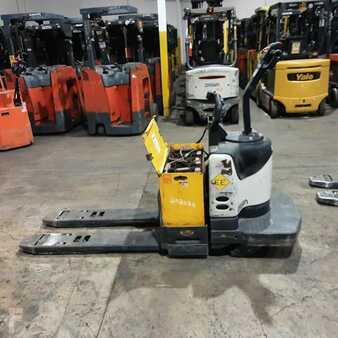 Electric Pallet Jacks 2016  Crown PE4500-60 (4)