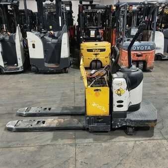 Electric Pallet Jacks 2016  Crown PE4500-60 (4)