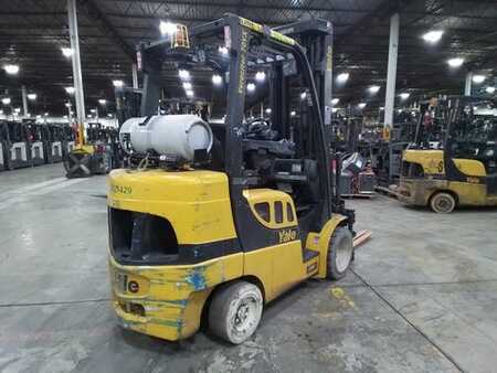 Propane Forklifts 2021  Yale GLC070 (2)