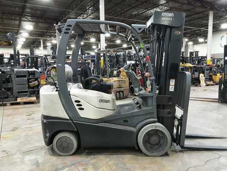 Propane Forklifts 2022  Crown C5 1000-50 (1)