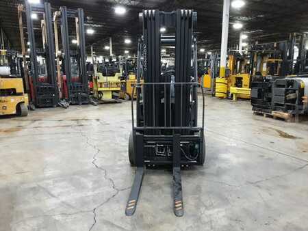 Propane Forklifts 2022  Crown C5 1000-50 (5)