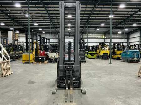 Reach Trucks 2018  CAT Lift Trucks ETR345 (5)