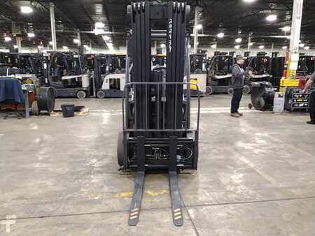 Propane Forklifts 2020  Crown C5 1000-50 (5)