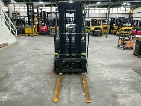 Propane Forklifts 2021  Clark S25CL (5)