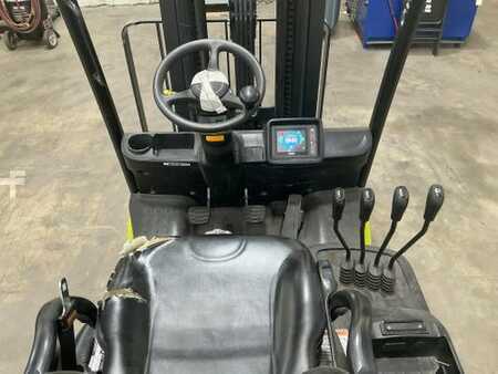 Propane Forklifts 2021  Clark S25CL (6)