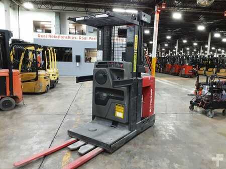Horizontal order picker 2014  Raymond OPC30TT (2)