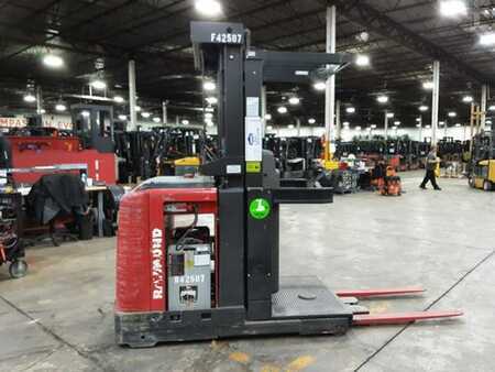 Horizontal order picker 2014  Raymond OPC30TT (4)