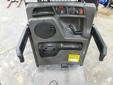 Horizontal order picker 2014  Raymond OPC30TT (6)