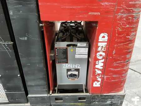 Horizontal order picker 2014  Raymond OPC30TT (7)
